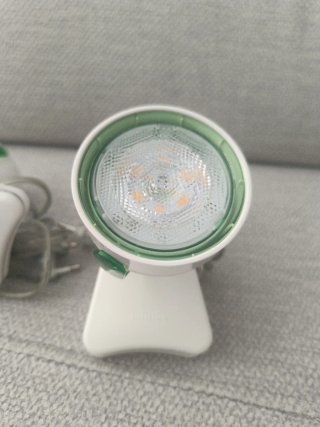 2 Lámparas Philips LED Pinza