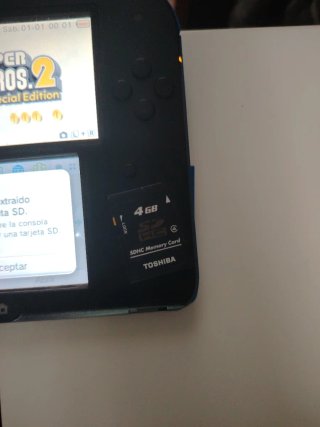 Nintendo 2DS Azul con funda y juegos