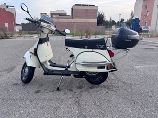Vespa TX 200