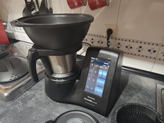 ROBOT DE COCINA TAURUS MYCOOK BLACK EDITION.