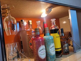 Mueble bar vintage metal y madera