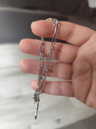 Pulseira com pingente de dragão prateado
