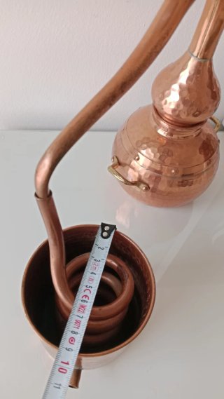 Alambique de Cobre 1 Litro. 25 cm. de altura.