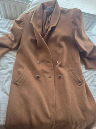 Abrigo largo beige