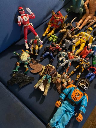 Lotto di action figure e giocattoli