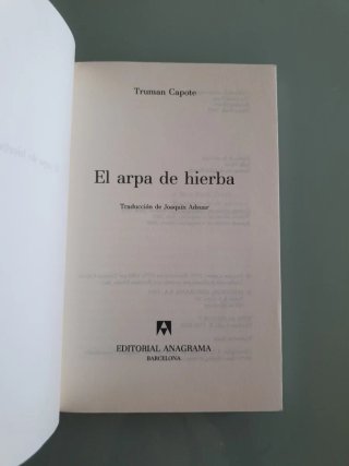 El arpa de hierba