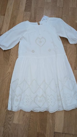 Vestido Zara blanco bordado