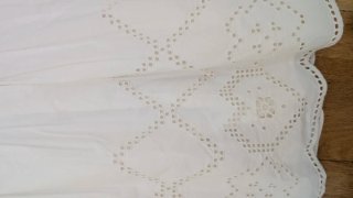 Vestido Zara blanco bordado