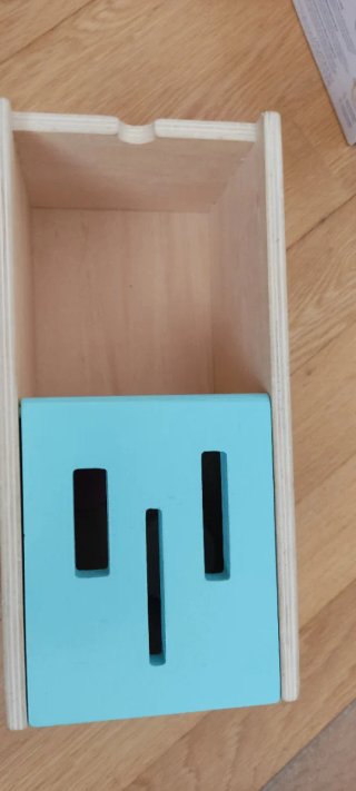 Caja de madera Montessori 18m+