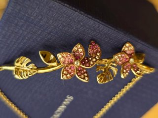 Pulsera Swarovski Dorada Flores Rosas