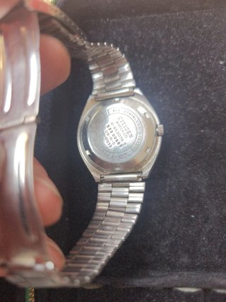 Reloj Citizen Automático Plata y Blanco