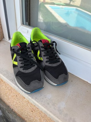 Zapatillas Munich Negras Grises Verdes
