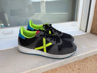 Zapatillas Munich Negras Grises Verdes