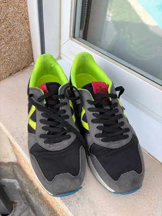 Zapatillas Munich Negras Grises Verdes