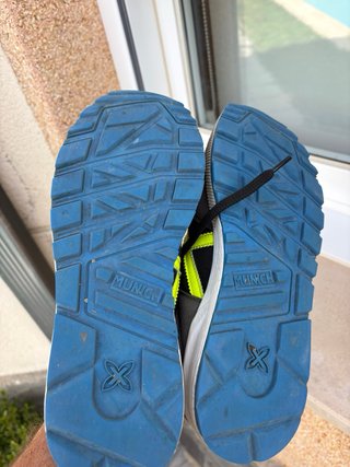 Zapatillas Munich Negras Grises Verdes