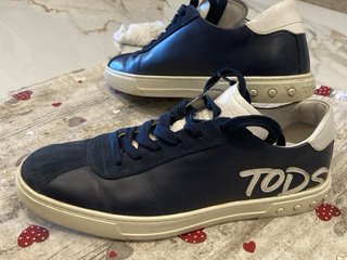 Sneakers basse da uomo n.41,5 (misura UK 7,5) TOD’