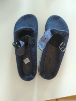 Zuecos TCM Fieltro Azul Talla 40