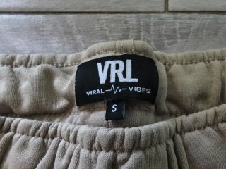 Pantaloncini VRL Viral Vibes bicolore beige
