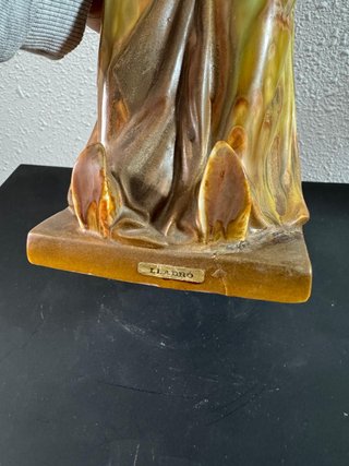 Figura Dama Oriental Porcelana