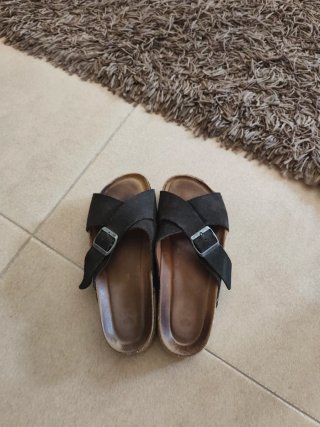 Sandalias plataforma cruzadas negras