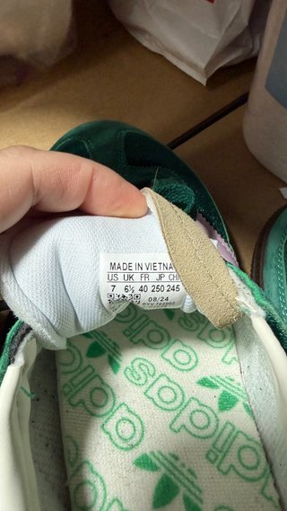 Adidas Handball Spezial Verde y Rosa