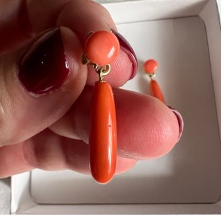 Pendientes cora l