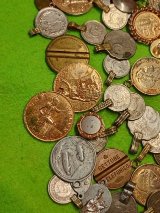 Lote de monedas y medallas antiguas ,tokens
