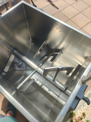 Amasadora de alimentos industrial