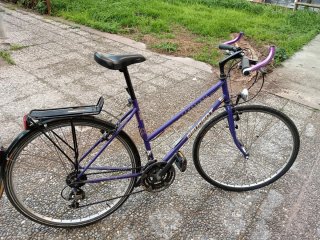 Bicicleta Peugeot Cambridge Morada