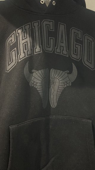 Sudadera Chicago Bulls Negra con Capucha