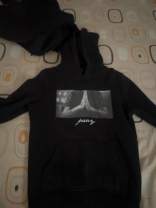 Varias Sudaderas Negras pray