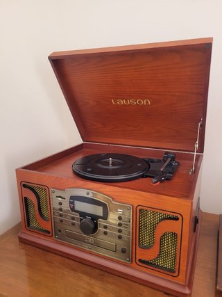 Tocadiscos de madera con CD y USB y casette