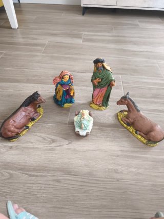 Portal de Belén figuras (5 piezas)