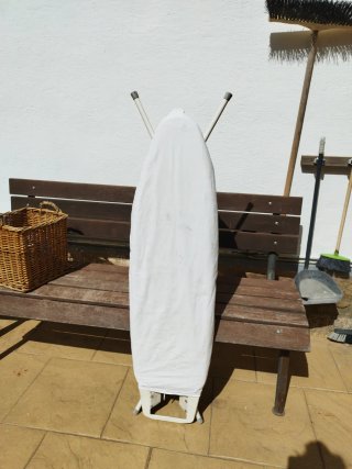 Tabla de planchar plegable