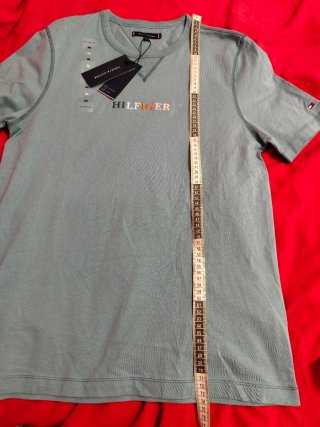 Camiseta Tommy Hilfiger M letras bordadas