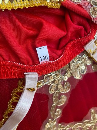 Traje de bailarina rojo y dorado