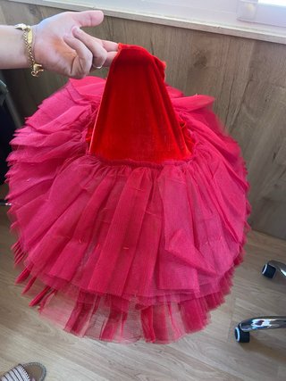 Traje de bailarina rojo y dorado