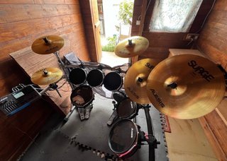 Batería Electrónica Alesis DM10