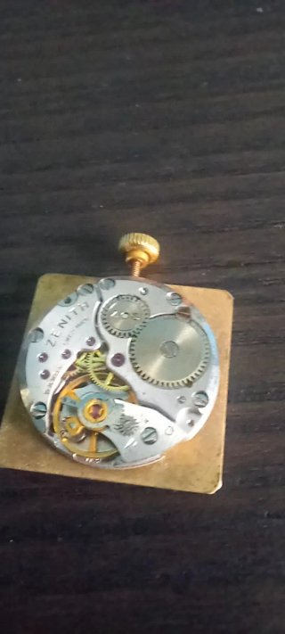 Movimento Meccanico Vintage Zenith Calibro 1740 –