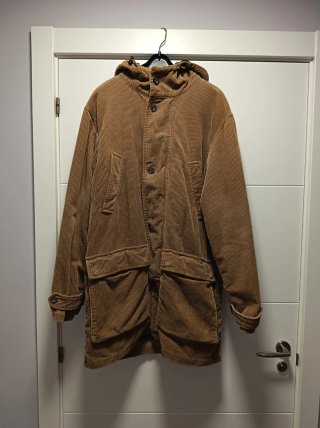 Abrigo de pana con capucha para hombre