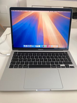 MacBook Pro 13" - i5 / 8GB RAM / 256GB SSD