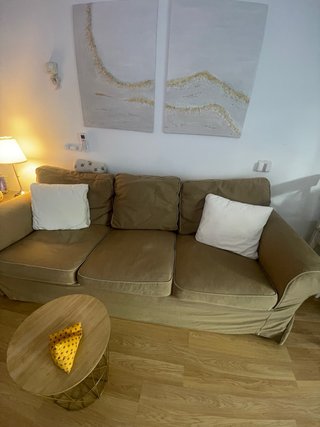 Divano a 3 posti IKEA in colore grezzo