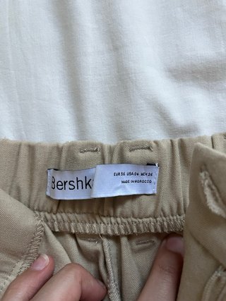 Bermudas Bershka Talla 36 Beige