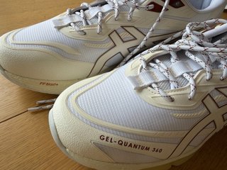 Zapatillas Asics Gel Quantum 360 Beige/Blanco