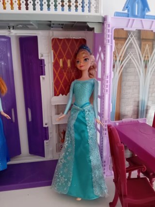 Castillo Frozen con Muñecas