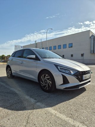 HYUNDAI i20 5P 1.0 T-GDi 100CV KLASS - CASI NUEVO
