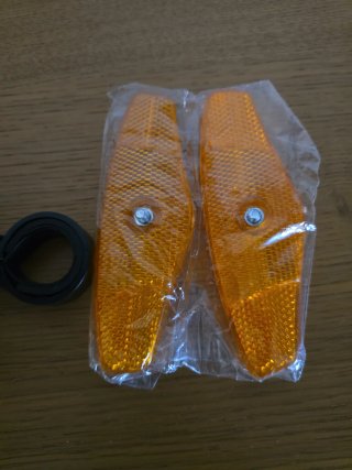 Luz y reflectores para bici