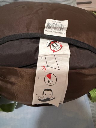 Saco de dormir Quechua marrón y verde