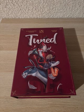 TUNED Juego de mesa