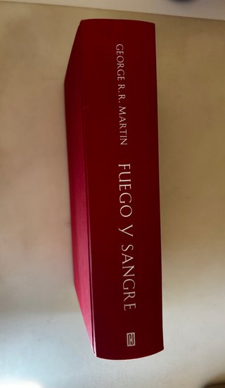Fuego y sangre